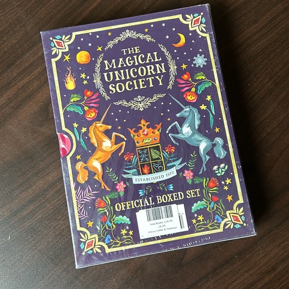 Magical Unicorn Society 2 Book Set - Picture 2 of 3